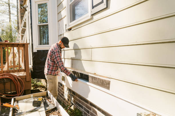 Top rated local Emergency Siding Repair specialists in Watertown, CT